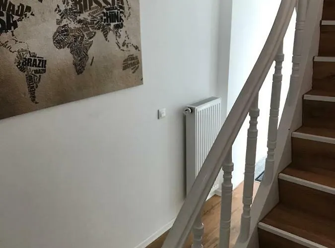 Cologne, Airport, Apartment