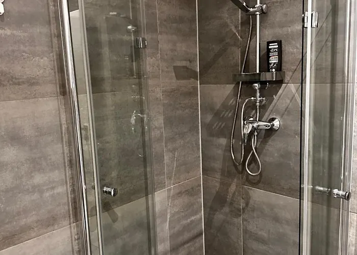 アパート Cologne, Airport, *