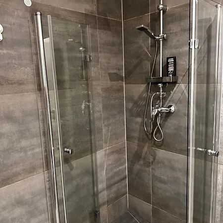 Appartement Cologne, Airport, *